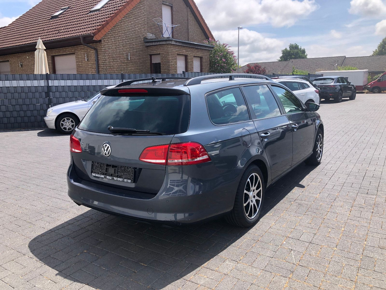 Volkswagen Passat Variant 1.4 TSi Trendline - Universalas: foto 2 Volkswagen Passat Variant 1.4 TSi Trendline - Universalas: foto 2