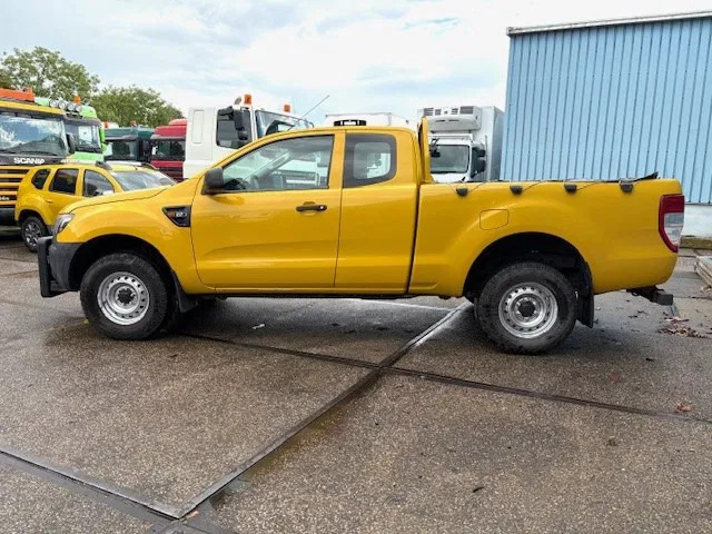 Ford Ranger 2.2TDCI 4x4 SUPERCAB PICK-UP (APK/TUV 11-2026!) (6 GEARS MANUAL GEARBOX / AIRCONDITIONING / ETC!!) RANGER 2.2TDCI 4x4 SUPERCAB P - Pikapas: foto 5 Ford Ranger 2.2TDCI 4x4 SUPERCAB PICK-UP (APK/TUV 11-2026!) (6 GEARS MANUAL GEARBOX / AIRCONDITIONING / ETC!!) RANGER 2.2TDCI 4x4 SUPERCAB P - Pikapas: foto 5