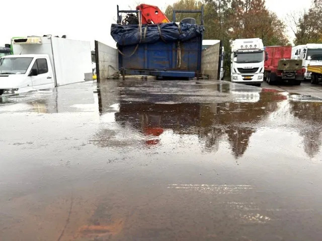 Mercedes-Benz Actros 2031 K WITH PALFINGER PK1101 CRANE (MANUAL GEARBOX / FULL STEEL SUSPENSION / REDUCTION AXLE / REMOTE CONTROL) lizingą Mercedes-Benz Actros 2031 K WITH PALFINGER PK1101 CRANE (MANUAL GEARBOX / FULL STEEL SUSPENSION / REDUCTION AXLE / REMOTE CONTROL): foto 6