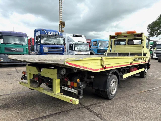Mercedes-Benz LK 817 AUTO TRANSPORTER (6-CILINDER / FULL STEEL SUSPENSION / MANUAL GEARBOX / WINCH / ETC.) - Autovežis sunkvežimis: foto 3 Mercedes-Benz LK 817 AUTO TRANSPORTER (6-CILINDER / FULL STEEL SUSPENSION / MANUAL GEARBOX / WINCH / ETC.) - Autovežis sunkvežimis: foto 3