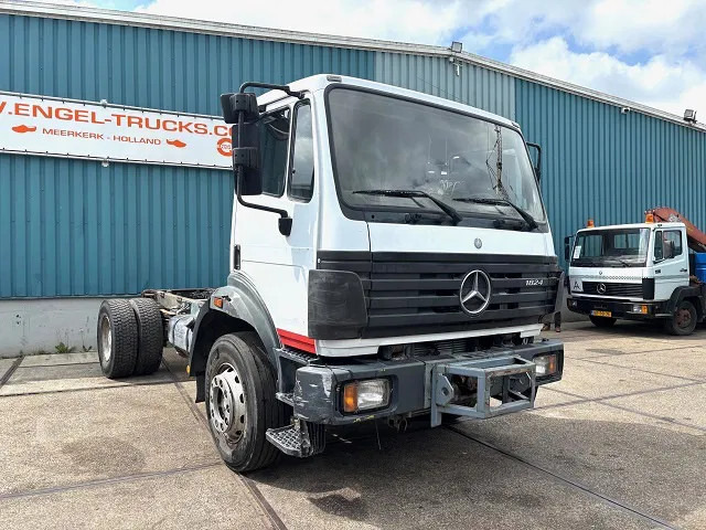 Mercedes-Benz SK 1824 4x2 FULL STEEL SUSPENSION CHASSIS (MANUAL GEARBOX / REDUCTION AXLE / FULL STEEL SUSPENSION) - Važiuoklės sunkvežimis: foto 2 Mercedes-Benz SK 1824 4x2 FULL STEEL SUSPENSION CHASSIS (MANUAL GEARBOX / REDUCTION AXLE / FULL STEEL SUSPENSION) - Važiuoklės sunkvežimis: foto 2