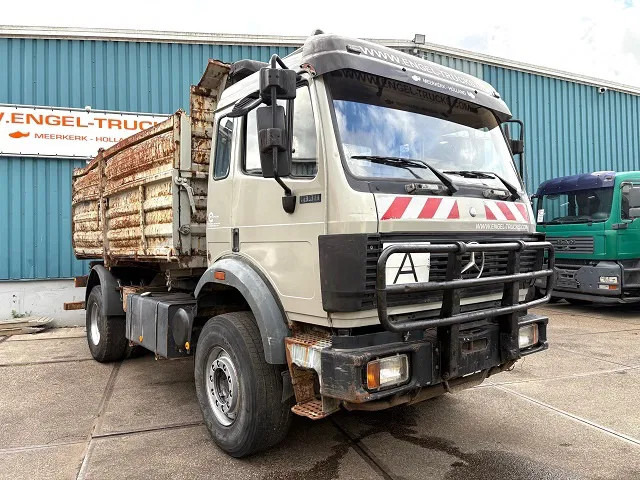 Mercedes-Benz SK 1838 K V8 4x2 FULL STEEL KIPPER (ZF16 MANUAL GEARBOX / FULL STEEL SUSPENSION / REDUCTION AXLE / P.T.O.) - Savivartis sunkvežimis: foto 2 Mercedes-Benz SK 1838 K V8 4x2 FULL STEEL KIPPER (ZF16 MANUAL GEARBOX / FULL STEEL SUSPENSION / REDUCTION AXLE / P.T.O.) - Savivartis sunkvežimis: foto 2
