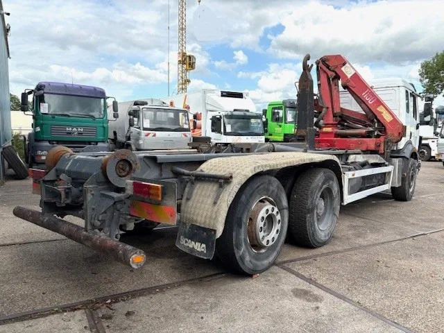 Mercedes-Benz SK 2527 6x2 HOOK-ARM SYSTEM WITH HMF CRANE (V6 ENGINE / ZF MANUAL GEARBOX / REDUCTION AXLE / STEEL SUSPENSION / P.T.O.) - Hook-lift sunkvežimis, Sunkvežimis su kranu: foto 3 Mercedes-Benz SK 2527 6x2 HOOK-ARM SYSTEM WITH HMF CRANE (V6 ENGINE / ZF MANUAL GEARBOX / REDUCTION AXLE / STEEL SUSPENSION / P.T.O.) - Hook-lift sunkvežimis, Sunkvežimis su kranu: foto 3