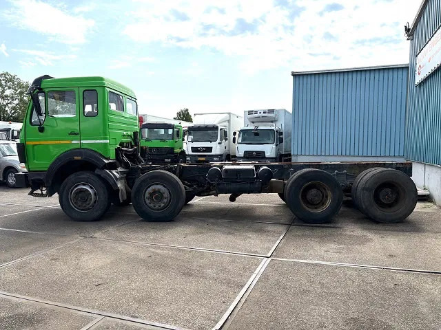 Mercedes-Benz SK 3335K 8x4 FULL STEEL CHASSIS (ZF16 MANUAL GEARBOX / RETARDER / FULL STEEL SUSPENSION / REDUCTION AXLES) - Važiuoklės sunkvežimis: foto 5 Mercedes-Benz SK 3335K 8x4 FULL STEEL CHASSIS (ZF16 MANUAL GEARBOX / RETARDER / FULL STEEL SUSPENSION / REDUCTION AXLES) - Važiuoklės sunkvežimis: foto 5