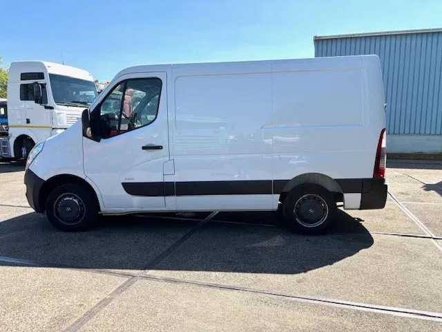 Opel Movano T3300 2.4CDTI L1H1 (EURO 6 / 6 GEARS MANUAL GEARBOX / AIRCONDITIONING / APPLE CARPLAY / REAR VIEW CAMERA / ETC) - Mažas furgonas: foto 5 Opel Movano T3300 2.4CDTI L1H1 (EURO 6 / 6 GEARS MANUAL GEARBOX / AIRCONDITIONING / APPLE CARPLAY / REAR VIEW CAMERA / ETC) - Mažas furgonas: foto 5