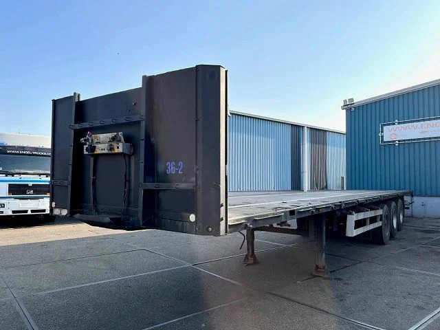 Van Hool 3B1047 13.60M. FLATBED TRAILER WITH 40FT TWISTLOCKS (SAF-AXLES / DISC BRAKES / 40FT TWISTLOCKS) - Platforminė/ Bortinė puspriekabė: foto 1 Van Hool 3B1047 13.60M. FLATBED TRAILER WITH 40FT TWISTLOCKS (SAF-AXLES / DISC BRAKES / 40FT TWISTLOCKS) - Platforminė/ Bortinė puspriekabė: foto 1