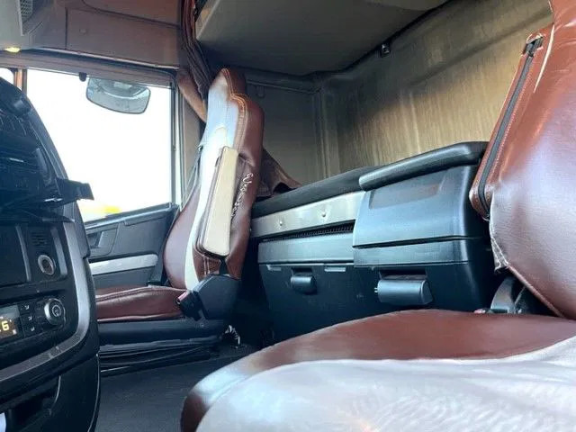 Vilkikas Iveco Stralis AS440S42T/P HI-WAY DUTCH TRUCK (APK/TUV -> 02-2024 / EURO 6 / AS-TRONIC / 2 TANKS / LEATHER SEATS / FRIDGE): foto 10