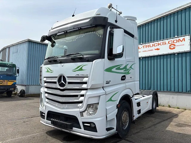 Mercedes-Benz Actros 1845 LS BIGSPACE (RETARDER / EURO 5 / TELLIGENT GEARBOX / FULL SPOILERSET / 2x DIESELTANK / AIRCONDITIONING) - Vilkikas: foto 1 Mercedes-Benz Actros 1845 LS BIGSPACE (RETARDER / EURO 5 / TELLIGENT GEARBOX / FULL SPOILERSET / 2x DIESELTANK / AIRCONDITIONING) - Vilkikas: foto 1