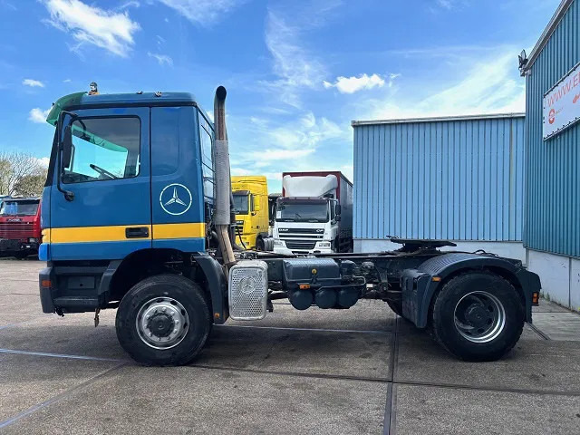 Mercedes-Benz Actros 2040 AS 4x4 FULL STEEL SUSPENSION (ZF16 MANUAL GEARBOX / FULL STEEL SUSPENSION / REDUCTION AXLES / AIRCONDITIONING) - Vilkikas: foto 5 Mercedes-Benz Actros 2040 AS 4x4 FULL STEEL SUSPENSION (ZF16 MANUAL GEARBOX / FULL STEEL SUSPENSION / REDUCTION AXLES / AIRCONDITIONING) - Vilkikas: foto 5