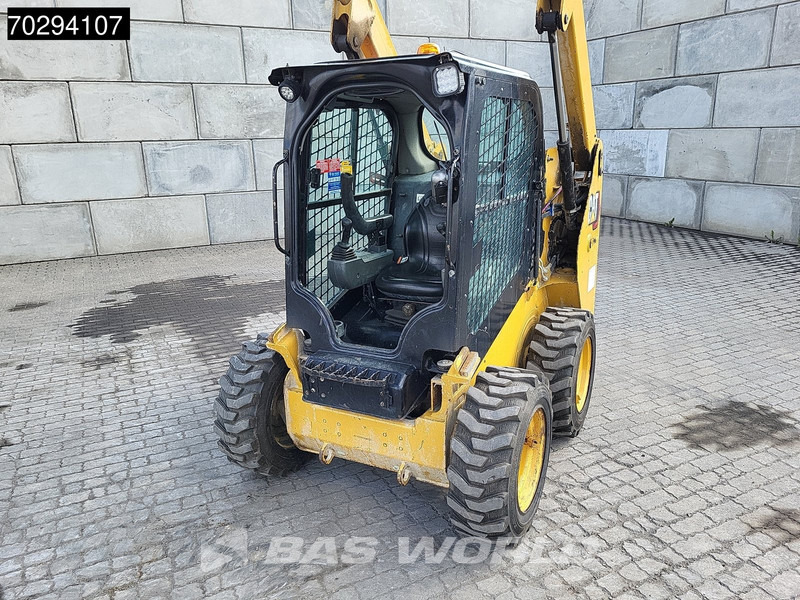 Mini krautuvas Caterpillar 226 D3 BUCKET + FORKS: foto 14