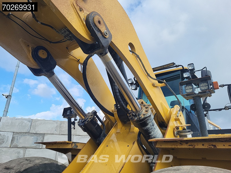 Ratinis krautuvas Caterpillar 988 K: foto 9