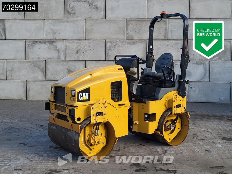 Caterpillar CB2.7 - Volas: foto 1 Caterpillar CB2.7 - Volas: foto 1