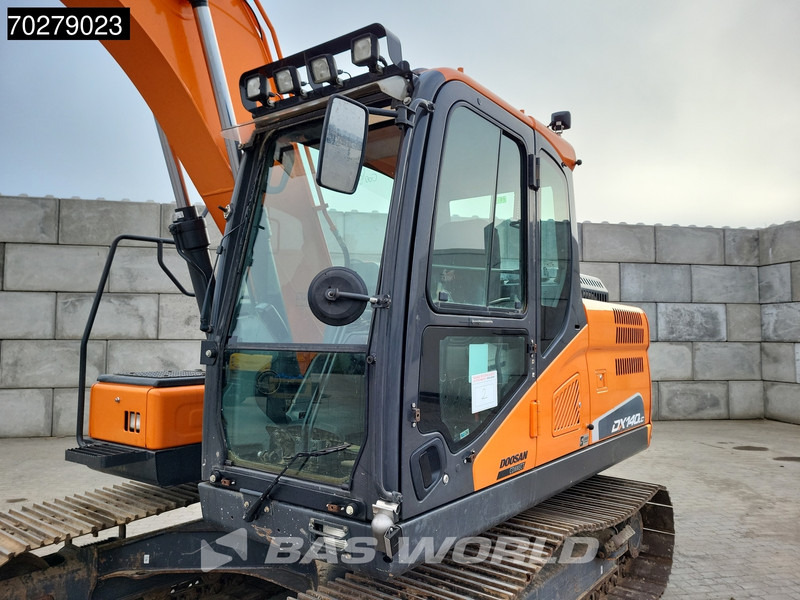 Vikšrinis ekskavatorius Doosan DX140 LC-5: foto 9