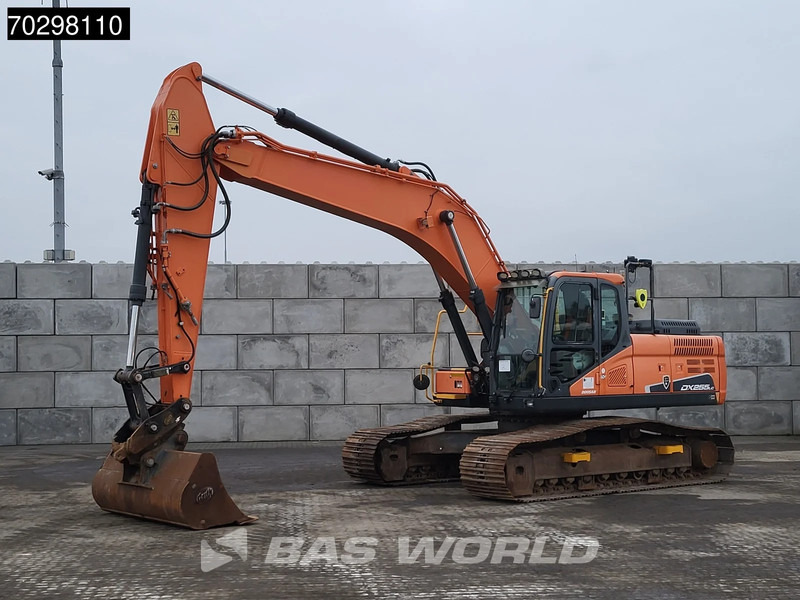 Doosan DX255 LC-5 3 BUCKETS - Vikšrinis ekskavatorius: foto 2 Doosan DX255 LC-5 3 BUCKETS - Vikšrinis ekskavatorius: foto 2