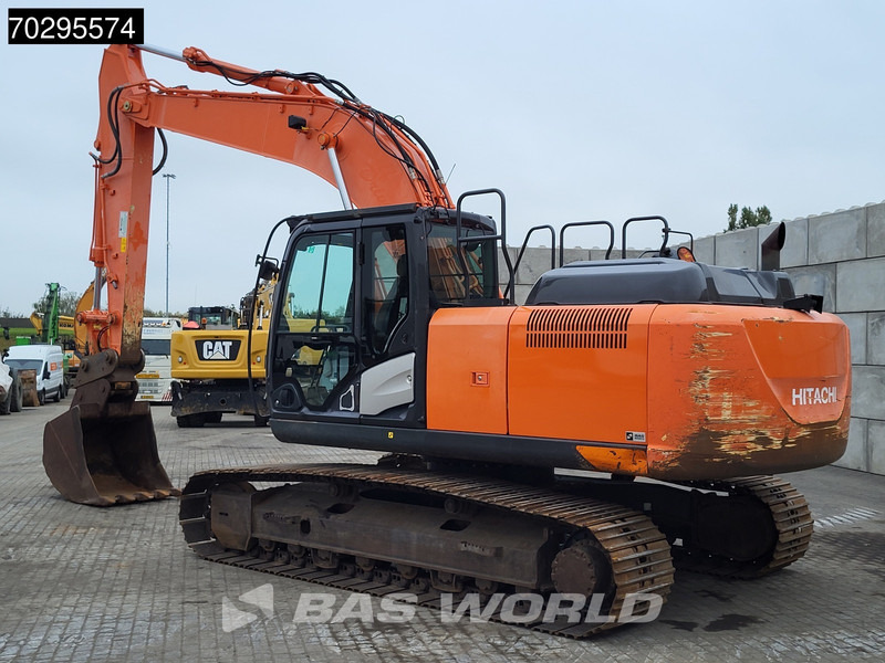 Hitachi ZX210 LC -6 - Vikšrinis ekskavatorius: foto 2 Hitachi ZX210 LC -6 - Vikšrinis ekskavatorius: foto 2