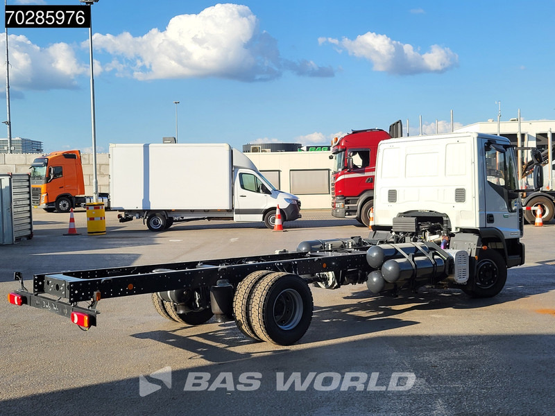 Iveco 120-210L 4X2 NEW 12tons chassis! CNG Engine Manual TELMA Retarder Euro 6 - Važiuoklės sunkvežimis: foto 5 Iveco 120-210L 4X2 NEW 12tons chassis! CNG Engine Manual TELMA Retarder Euro 6 - Važiuoklės sunkvežimis: foto 5