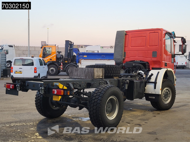 Iveco Eurocargo 150E300 4X4 NEW! 15T chassis 2017 production Euro 5 - Važiuoklės sunkvežimis: foto 5 Iveco Eurocargo 150E300 4X4 NEW! 15T chassis 2017 production Euro 5 - Važiuoklės sunkvežimis: foto 5