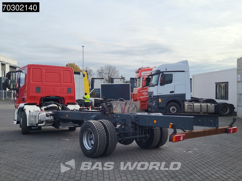 Iveco Eurocargo 160E320 4X2 NEW! 16T chassis 2016 production Euro 6 - Važiuoklės sunkvežimis: foto 2 Iveco Eurocargo 160E320 4X2 NEW! 16T chassis 2016 production Euro 6 - Važiuoklės sunkvežimis: foto 2