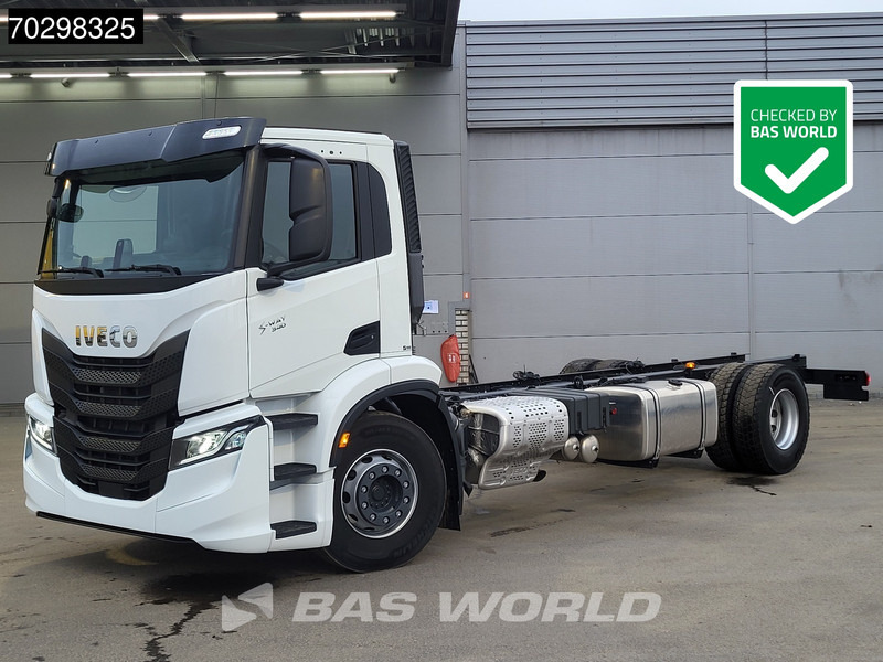 Iveco S-Way 340 4X2 NEW! Chassis Automatic LED Navi ACC Euro 6 - Važiuoklės sunkvežimis: foto 1 Iveco S-Way 340 4X2 NEW! Chassis Automatic LED Navi ACC Euro 6 - Važiuoklės sunkvežimis: foto 1