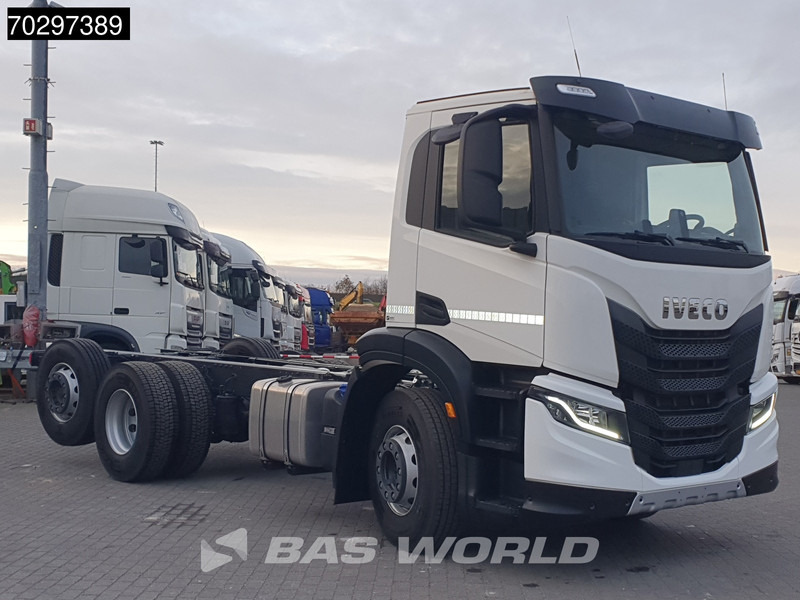 Iveco S-Way 340 6X2 NEW! Chassis Lift- Steering axle ON Automatic - Važiuoklės sunkvežimis: foto 3 Iveco S-Way 340 6X2 NEW! Chassis Lift- Steering axle ON Automatic - Važiuoklės sunkvežimis: foto 3