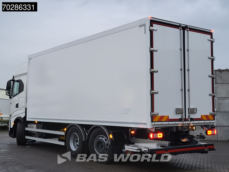 Iveco S-Way 490 6X2 2000kg Ladebordwand Lift/Steering Axle Automatic Navi ACC Euro 6 - Furgonas sunkvežimis: foto 2 Iveco S-Way 490 6X2 2000kg Ladebordwand Lift/Steering Axle Automatic Navi ACC Euro 6 - Furgonas sunkvežimis: foto 2
