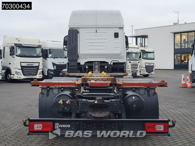 Iveco S-Way 510 6X2 Retarder Full Air Lift Axle BDF Euro 6 - Konteineris-vežimus/ Sukeisti kūną sunkvežimis: foto 5 Iveco S-Way 510 6X2 Retarder Full Air Lift Axle BDF Euro 6 - Konteineris-vežimus/ Sukeisti kūną sunkvežimis: foto 5