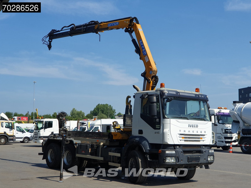 Iveco Trakker 410 6X4 Effer CRANE 175/2S Manual 20 Tonnes EEV - Hook-lift sunkvežimis, Sunkvežimis su kranu: foto 3 Iveco Trakker 410 6X4 Effer CRANE 175/2S Manual 20 Tonnes EEV - Hook-lift sunkvežimis, Sunkvežimis su kranu: foto 3