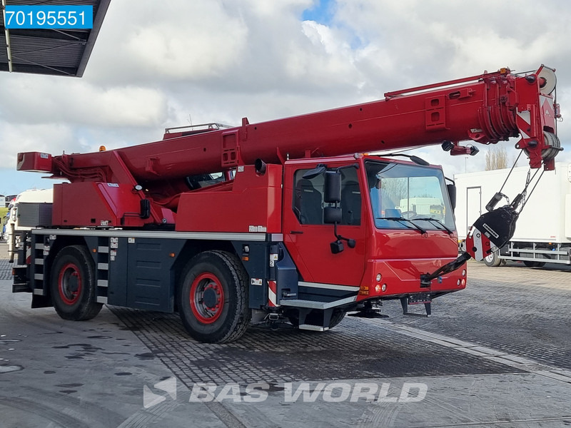 Liebherr LTM1030 LOW HOURS - REMOTE CONTROL - Šiurkštaus reljefo kranas: foto 5 Liebherr LTM1030 LOW HOURS - REMOTE CONTROL - Šiurkštaus reljefo kranas: foto 5