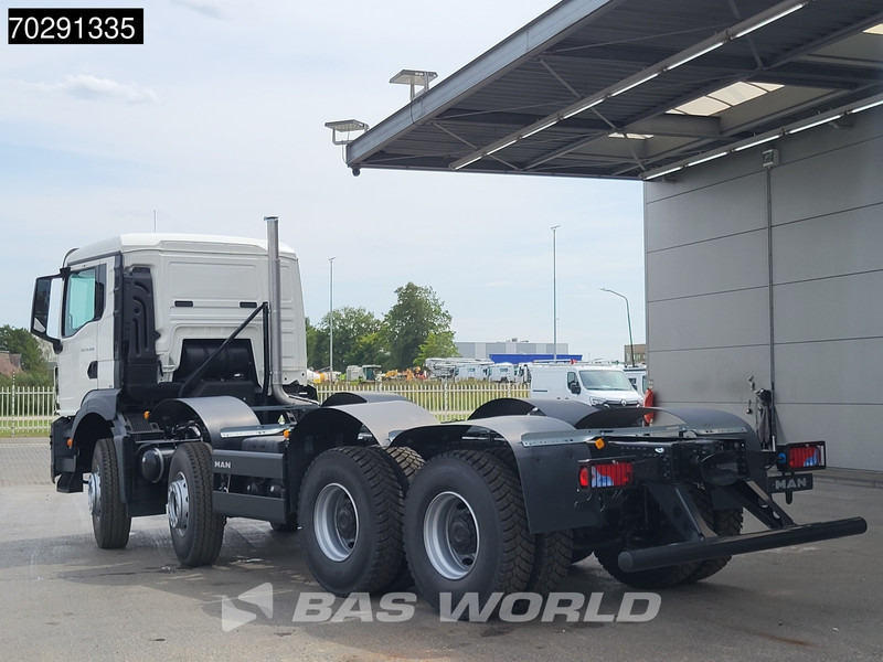 MAN TGS 41.400 8X4 New 8x4 chassis Engine PTO Steelsuspension Big-Axle Manual Euro 2 - Važiuoklės sunkvežimis: foto 2 MAN TGS 41.400 8X4 New 8x4 chassis Engine PTO Steelsuspension Big-Axle Manual Euro 2 - Važiuoklės sunkvežimis: foto 2