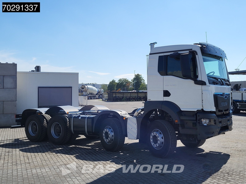 MAN TGS 41.400 8X4 New! Steelsuspension Big-Axle Manual Euro 2 - Važiuoklės sunkvežimis: foto 3 MAN TGS 41.400 8X4 New! Steelsuspension Big-Axle Manual Euro 2 - Važiuoklės sunkvežimis: foto 3
