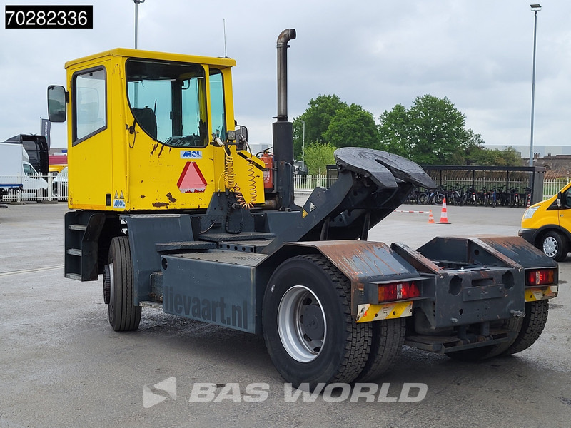 MOL YT200/4X2 4X2 Big-Axle Drumbrakes Hebesattel - Terminalų vilkikas: foto 2 MOL YT200/4X2 4X2 Big-Axle Drumbrakes Hebesattel - Terminalų vilkikas: foto 2