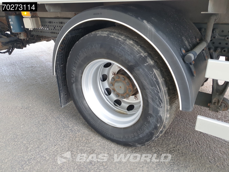 Mercedes-Benz Actros 1827 4X2 2000kg Ladebordwand Xenon ClassicSpace Automatic Euro 6 - Furgonas sunkvežimis: foto 5 Mercedes-Benz Actros 1827 4X2 2000kg Ladebordwand Xenon ClassicSpace Automatic Euro 6 - Furgonas sunkvežimis: foto 5