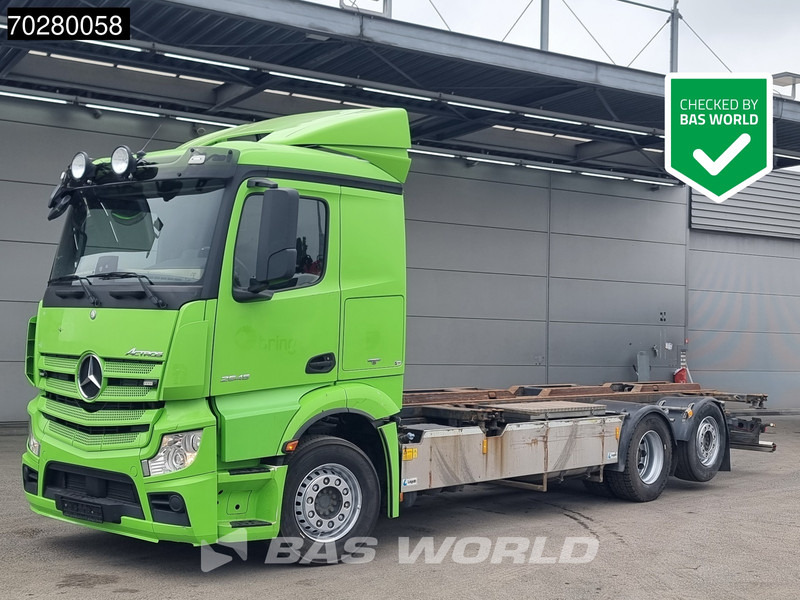 Mercedes-Benz Actros 2545 6X2 Hydraulic Liftable BDF system Lift+steering axle ADR Euro 6 - Konteineris-vežimus/ Sukeisti kūną sunkvežimis: foto 1 Mercedes-Benz Actros 2545 6X2 Hydraulic Liftable BDF system Lift+steering axle ADR Euro 6 - Konteineris-vežimus/ Sukeisti kūną sunkvežimis: foto 1