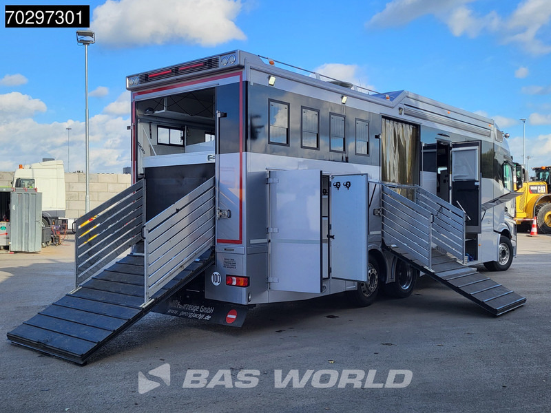 Mercedes-Benz Actros 2551 6X2 Pferdetransport Horse truck + Living Standairco Navi ACC Automatic Euro 6 - Sunkvežimis žirgams vežti: foto 5 Mercedes-Benz Actros 2551 6X2 Pferdetransport Horse truck + Living Standairco Navi ACC Automatic Euro 6 - Sunkvežimis žirgams vežti: foto 5