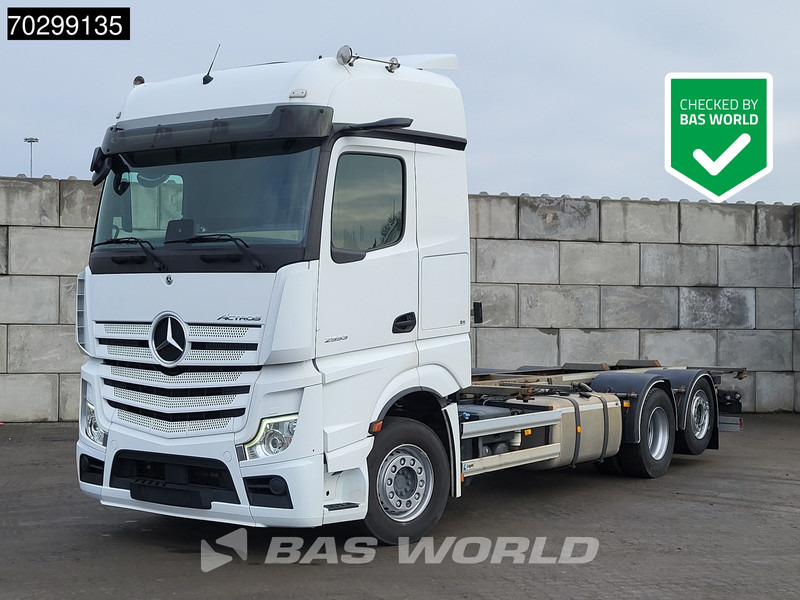 Mercedes-Benz Actros 2553 Actros 6X2 Full Air Retarder Lift Axle Euro 6 - Konteineris-vežimus/ Sukeisti kūną sunkvežimis: foto 1 Mercedes-Benz Actros 2553 Actros 6X2 Full Air Retarder Lift Axle Euro 6 - Konteineris-vežimus/ Sukeisti kūną sunkvežimis: foto 1
