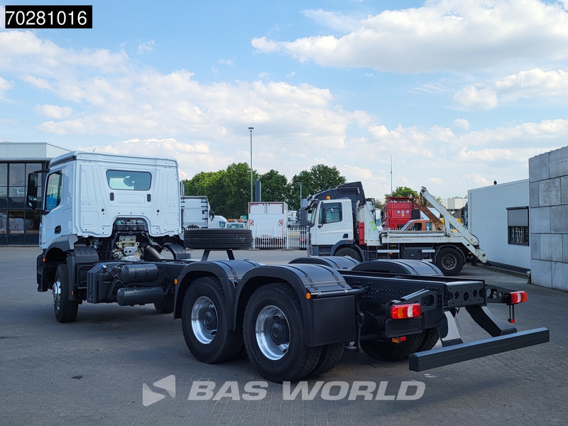 Mercedes-Benz Arocs 2640 6X4 NEW chassis Steel suspension Big-Axle Alcoa Automatic Euro 6 - Važiuoklės sunkvežimis: foto 2 Mercedes-Benz Arocs 2640 6X4 NEW chassis Steel suspension Big-Axle Alcoa Automatic Euro 6 - Važiuoklės sunkvežimis: foto 2