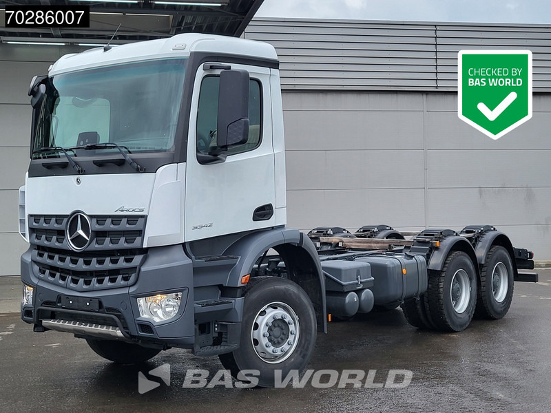 Mercedes-Benz Arocs 3342 6X4 NEW 6x4 chassis Big-Axle Automatic Steel suspension Euro 3 - Važiuoklės sunkvežimis: foto 1 Mercedes-Benz Arocs 3342 6X4 NEW 6x4 chassis Big-Axle Automatic Steel suspension Euro 3 - Važiuoklės sunkvežimis: foto 1