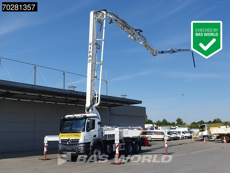 Mercedes-Benz Arocs 3343 6X4 CIFA K40H Carbotech Pump 5 arm Big-Axle Navi Euro 6 - Betono siurblys: foto 1 Mercedes-Benz Arocs 3343 6X4 CIFA K40H Carbotech Pump 5 arm Big-Axle Navi Euro 6 - Betono siurblys: foto 1