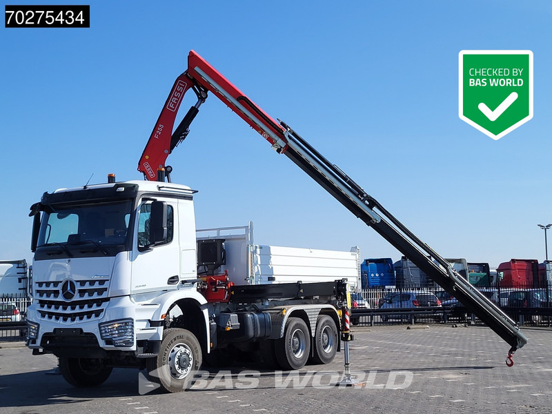 Mercedes-Benz Arocs 3348 6X6 Fassi F255A.2.24 xe-dynamic Kran Dreiseitenkipper Navi Euro 6 - Savivartis sunkvežimis, Sunkvežimis su kranu: foto 1 Mercedes-Benz Arocs 3348 6X6 Fassi F255A.2.24 xe-dynamic Kran Dreiseitenkipper Navi Euro 6 - Savivartis sunkvežimis, Sunkvežimis su kranu: foto 1
