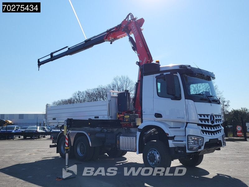 Mercedes-Benz Arocs 3348 6X6 NEW Fassi F255A.2.24 Kran Crane 3-way tipper Navi Euro 6 - Savivartis sunkvežimis, Sunkvežimis su kranu: foto 5 Mercedes-Benz Arocs 3348 6X6 NEW Fassi F255A.2.24 Kran Crane 3-way tipper Navi Euro 6 - Savivartis sunkvežimis, Sunkvežimis su kranu: foto 5