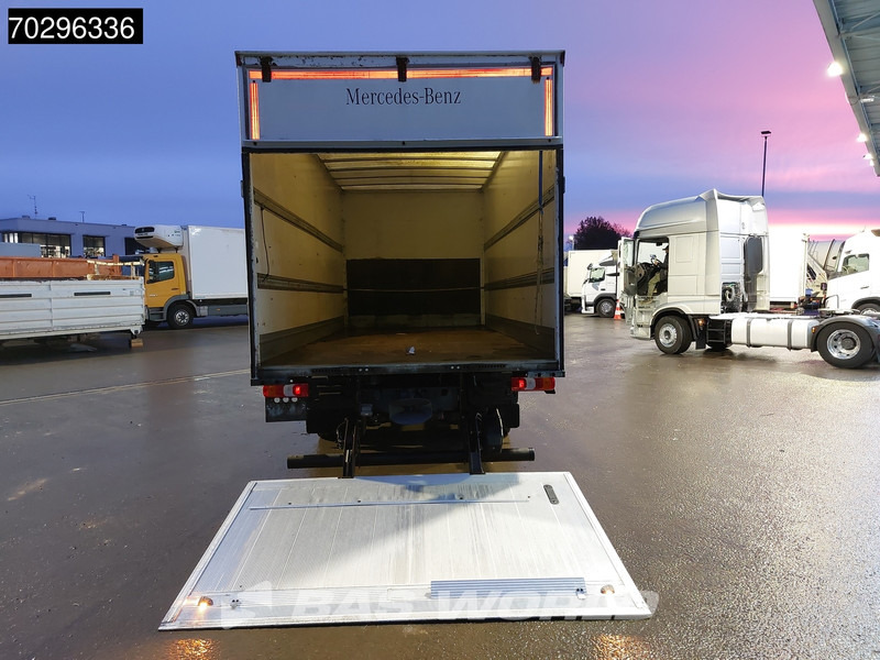 Furgonas sunkvežimis Mercedes-Benz Atego 818 4X2 8tonner Automatic 1000kg Ladebordwand Airco Cruise control Euro 6: foto 16 Furgonas sunkvežimis Mercedes-Benz Atego 818 4X2 8tonner Automatic 1000kg Ladebordwand Airco Cruise control Euro 6: foto 16