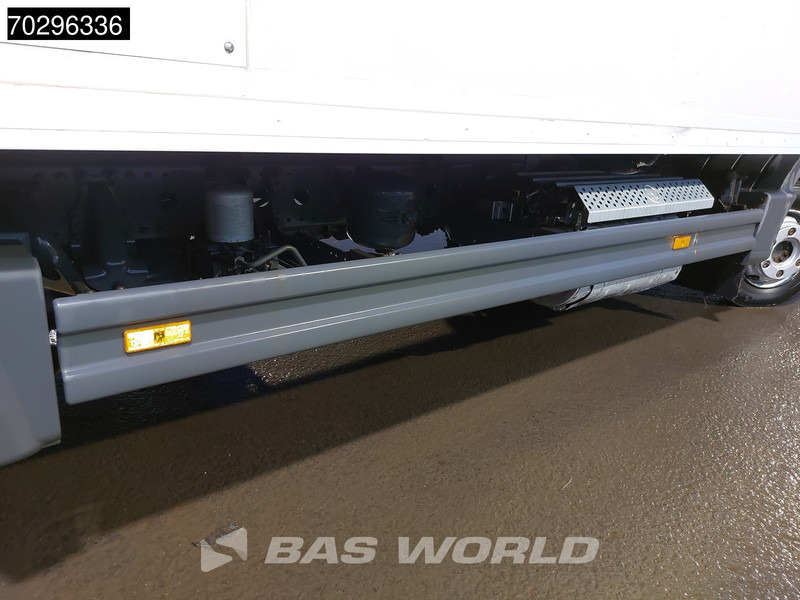 Furgonas sunkvežimis Mercedes-Benz Atego 818 4X2 8tonner Automatic 1000kg Ladebordwand Airco Cruise control Euro 6: foto 10 Furgonas sunkvežimis Mercedes-Benz Atego 818 4X2 8tonner Automatic 1000kg Ladebordwand Airco Cruise control Euro 6: foto 10