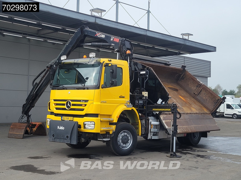 Mercedes-Benz Axor 2124 Axor 4X4 8m3 Tipper HIAB 122 B-2 HIDUO Crane Steel suspension Automatic Big-Axle Euro 5 - Savivartis sunkvežimis, Sunkvežimis su kranu: foto 5 Mercedes-Benz Axor 2124 Axor 4X4 8m3 Tipper HIAB 122 B-2 HIDUO Crane Steel suspension Automatic Big-Axle Euro 5 - Savivartis sunkvežimis, Sunkvežimis su kranu: foto 5