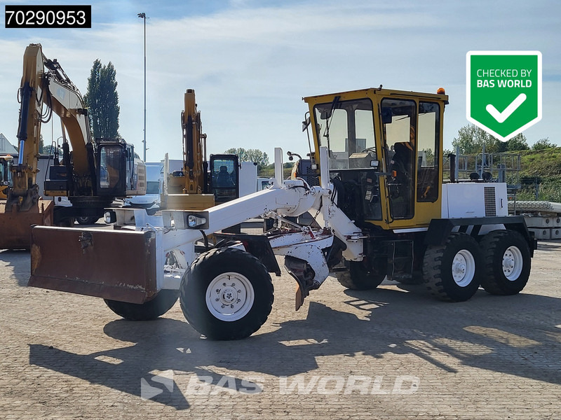 O & K F106 ENGINE PROBLEMS - NOT DRIVABLE - Greideris: foto 1 O & K F106 ENGINE PROBLEMS - NOT DRIVABLE - Greideris: foto 1