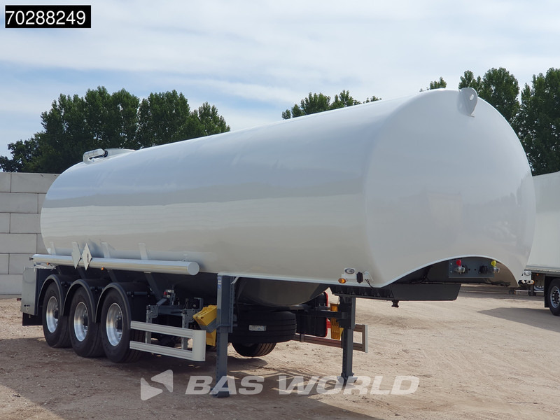 Tanker Solutions CLP-36/1 New! 36.000 L Fuel Tank Liftachse - Puspriekabė cisterna: foto 3 Tanker Solutions CLP-36/1 New! 36.000 L Fuel Tank Liftachse - Puspriekabė cisterna: foto 3
