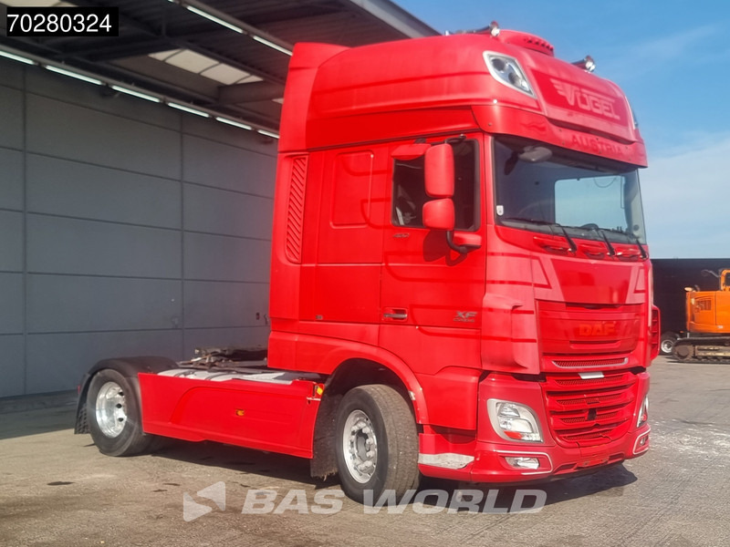 DAF XF 460 4X2 SSC Retarder 2xTanks Standklima Euro 6 - Vilkikas: foto 3 DAF XF 460 4X2 SSC Retarder 2xTanks Standklima Euro 6 - Vilkikas: foto 3