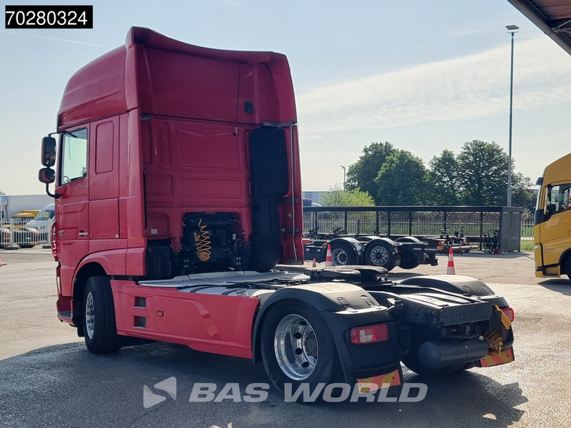 DAF XF 460 4X2 SSC Retarder 2xTanks Standklima Euro 6 - Vilkikas: foto 2 DAF XF 460 4X2 SSC Retarder 2xTanks Standklima Euro 6 - Vilkikas: foto 2