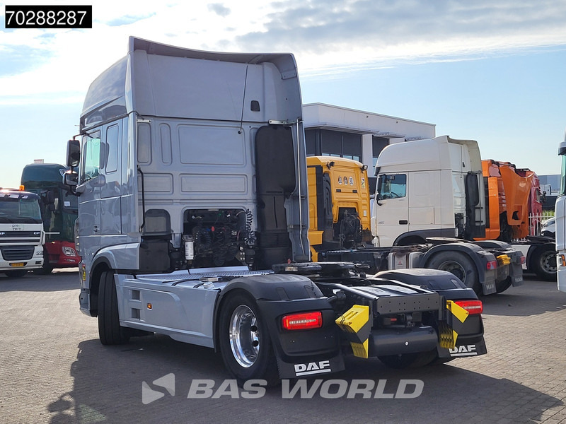 DAF XF 530 4X2 SSC ADR Standklima ACC 2x Tanks Navi Euro 6 - Vilkikas: foto 2 DAF XF 530 4X2 SSC ADR Standklima ACC 2x Tanks Navi Euro 6 - Vilkikas: foto 2