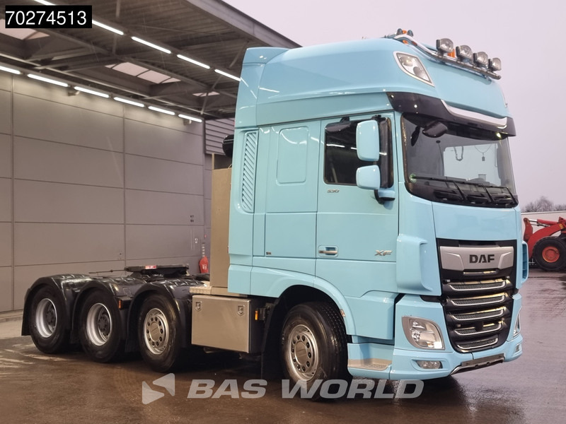 DAF XF 530 XF 8X4 Big-Axle Lift+lenkachse Retarder PTO Hydraulik StandKlima ACC LED Euro 6 - Vilkikas: foto 3 DAF XF 530 XF 8X4 Big-Axle Lift+lenkachse Retarder PTO Hydraulik StandKlima ACC LED Euro 6 - Vilkikas: foto 3