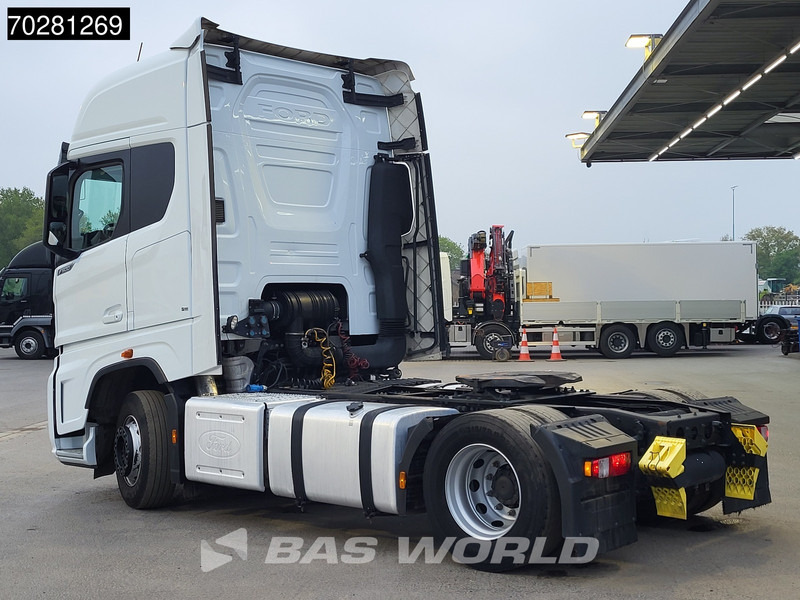 Ford F-Max 500 4X2 2x Tanks ACC Navi Euro 6 - Vilkikas: foto 2 Ford F-Max 500 4X2 2x Tanks ACC Navi Euro 6 - Vilkikas: foto 2